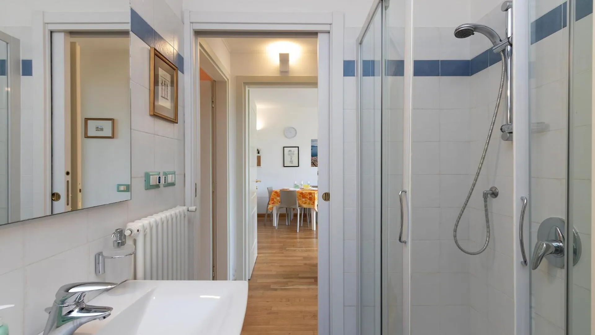 2 Bedroom Stunning Apartment In Solto Collina Bg Riva di Solto